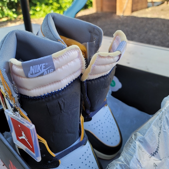 Jordan 1 UNLA - Picture 7 of 7